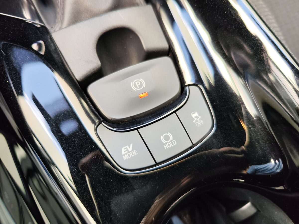 TOYOTA C-HR ADVANCE 1.8 125H