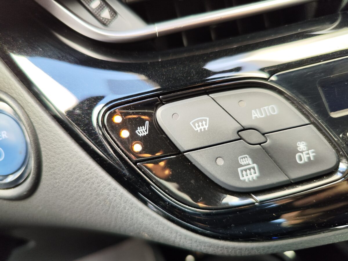 TOYOTA C-HR ADVANCE 1.8 125H