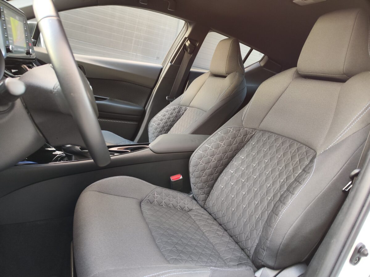 TOYOTA C-HR ADVANCE 1.8 125H