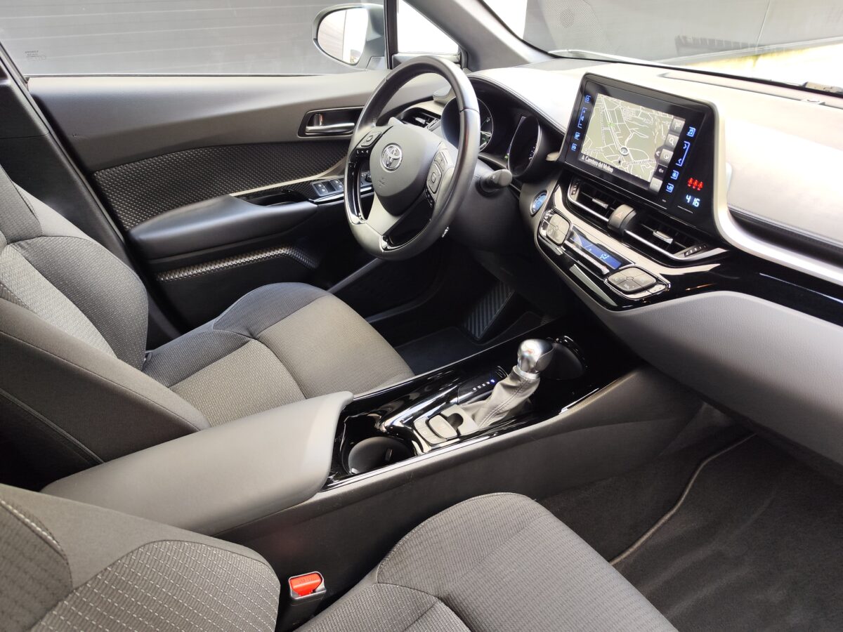 TOYOTA C-HR ADVANCE 1.8 125H