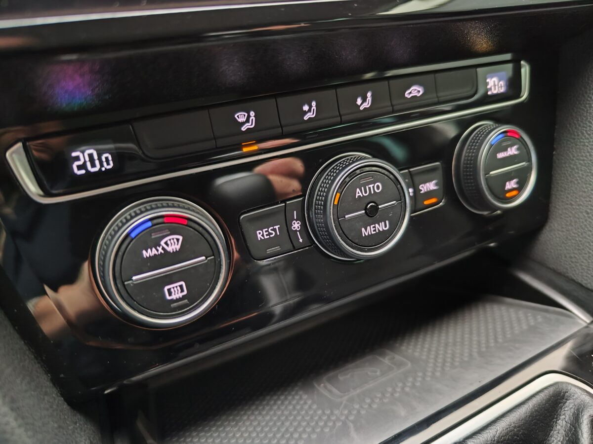 VOLKSWAGEN Passat Variant EXECUTIVE 2.0 TDI 150 CV