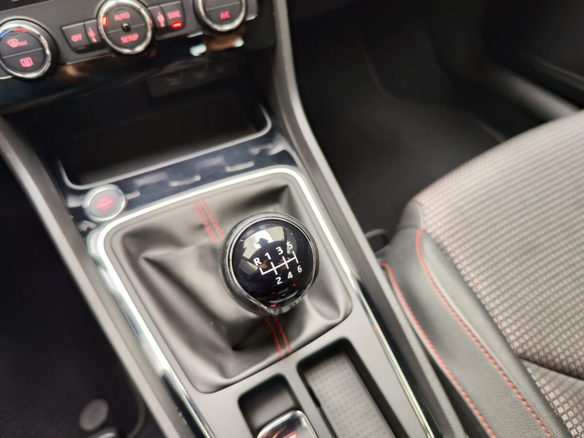 SEAT LEON ST FR 2.0 TDI 150 CV