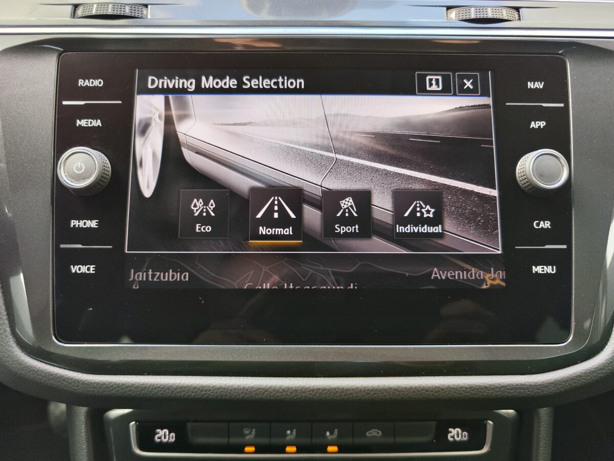 VOLKSWAGEN TIGUAN Sport R-line 1.4 TSI 150 CV DSG