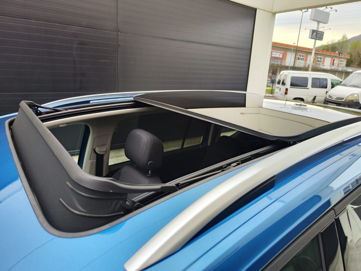 VOLKSWAGEN Touran Advance 2.0 TDI 150 CV DSG