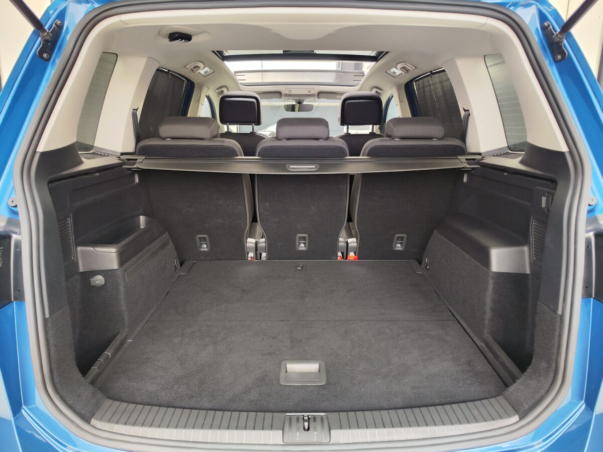 VOLKSWAGEN Touran Advance 2.0 TDI 150 CV DSG