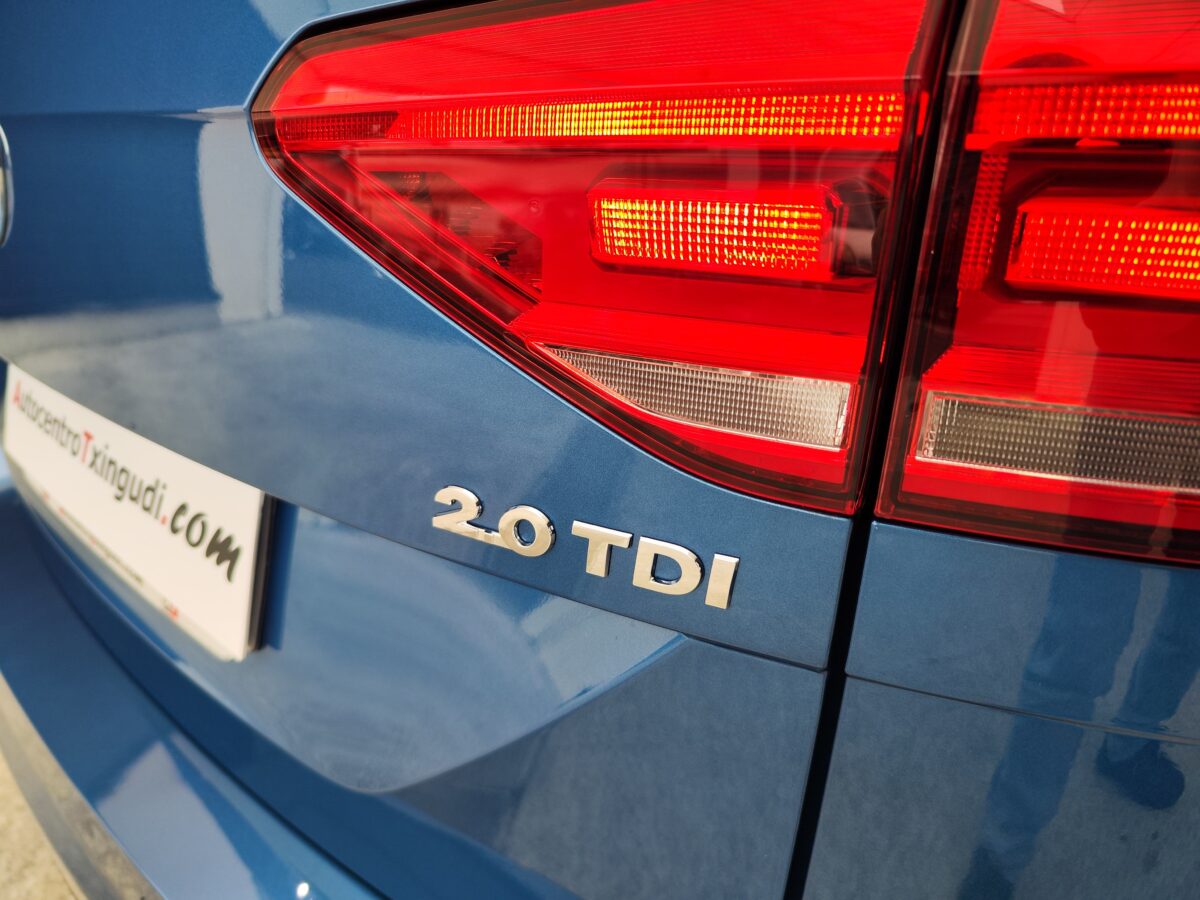 VOLKSWAGEN Touran Advance 2.0 TDI 150 CV DSG