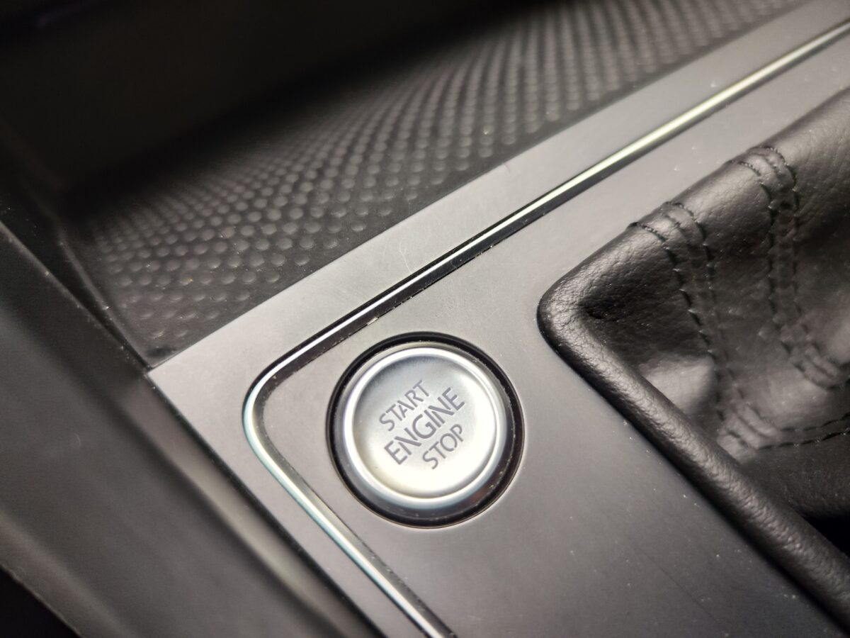 VOLKSWAGEN Touran Advance 2.0 TDI 150 CV DSG