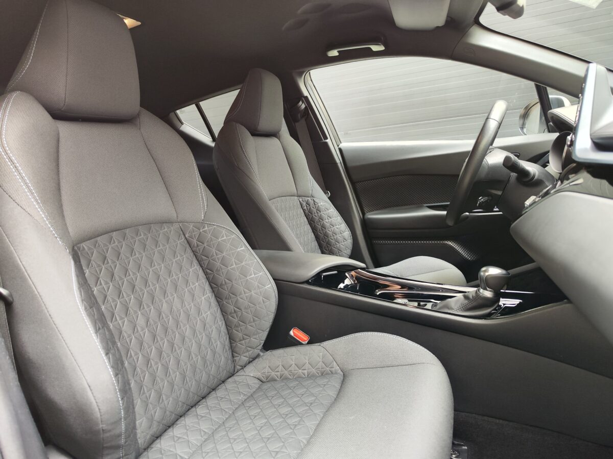 TOYOTA C-HR ADVANCE 1.8 125H