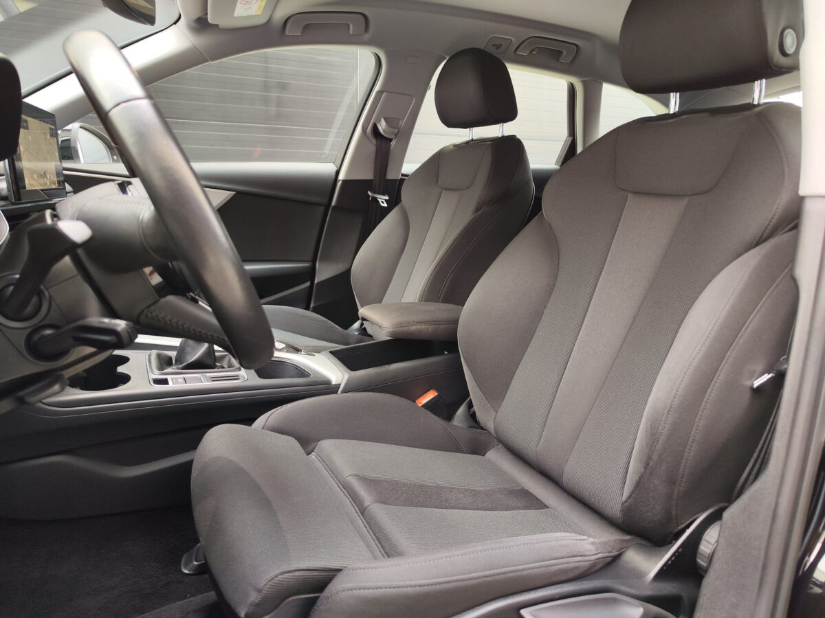 AUDI A4 Avant 35 S-LINE 2.0 TFSI 150 CV