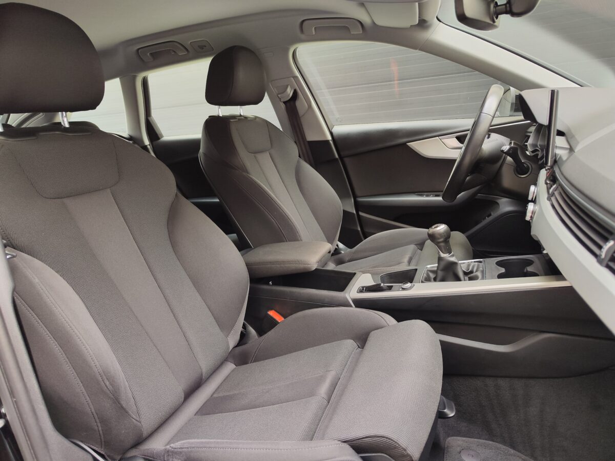 AUDI A4 Avant 35 S-LINE 2.0 TFSI 150 CV