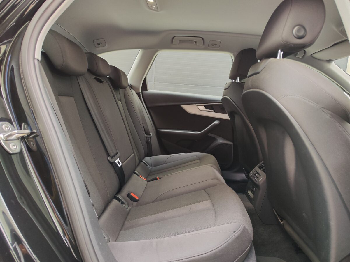 AUDI A4 Avant 35 S-LINE 2.0 TFSI 150 CV