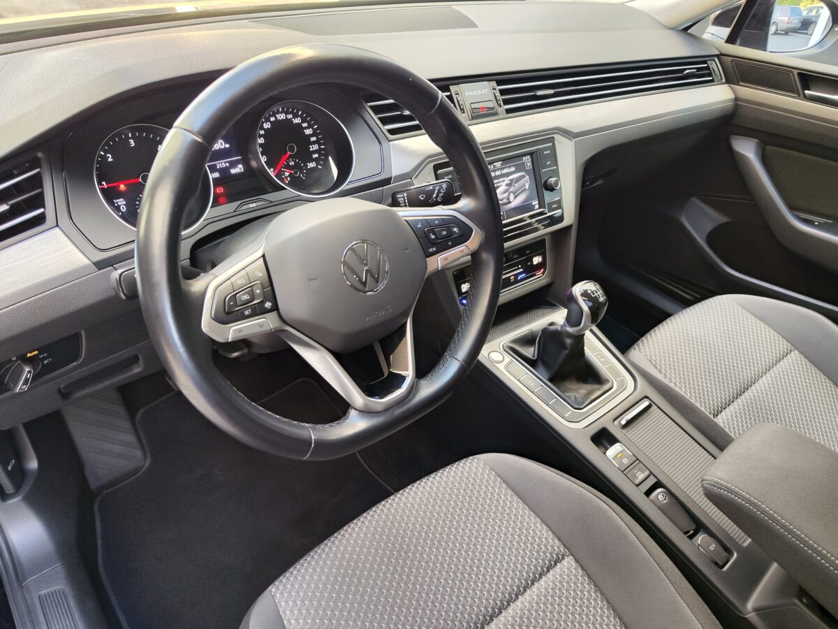 VOLKSWAGEN Passat Variant Business 2.0 TDI 150 CV