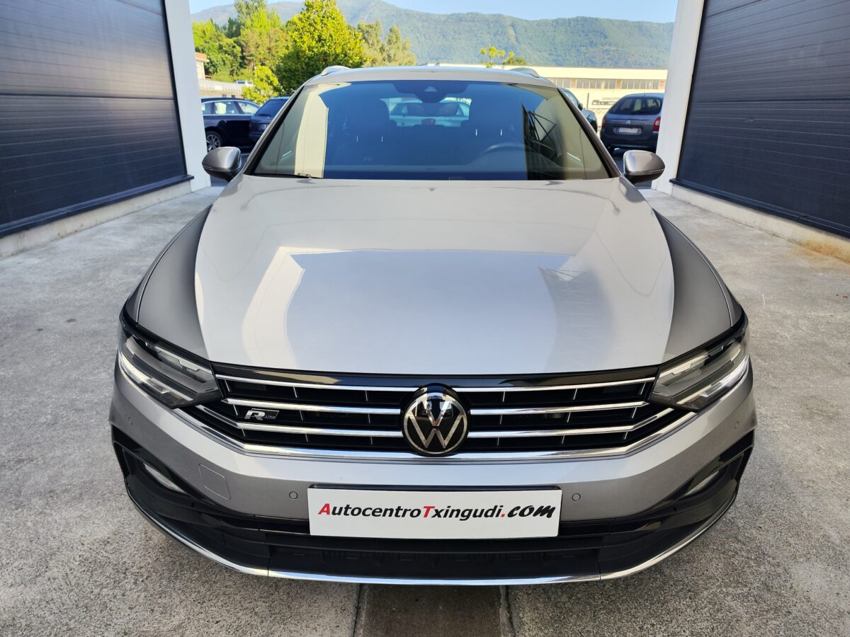 VOLKSWAGEN Passat Variant R-Line 2.0 TDI 150 CV DSG
