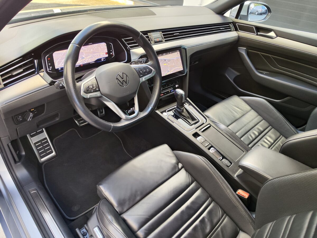 VOLKSWAGEN Passat Variant R-Line 2.0 TDI 150 CV DSG