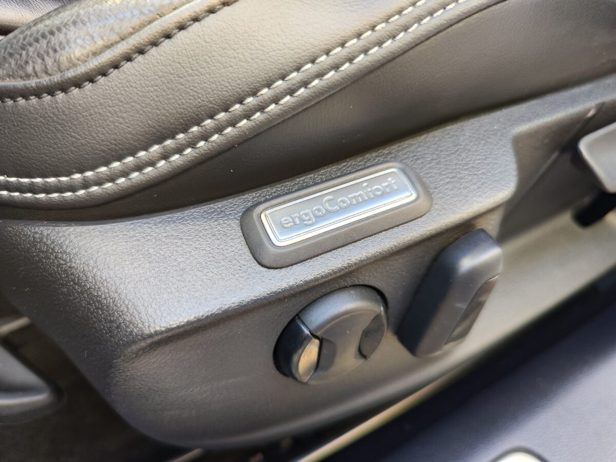 VOLKSWAGEN Passat Variant R-Line 2.0 TDI 150 CV DSG