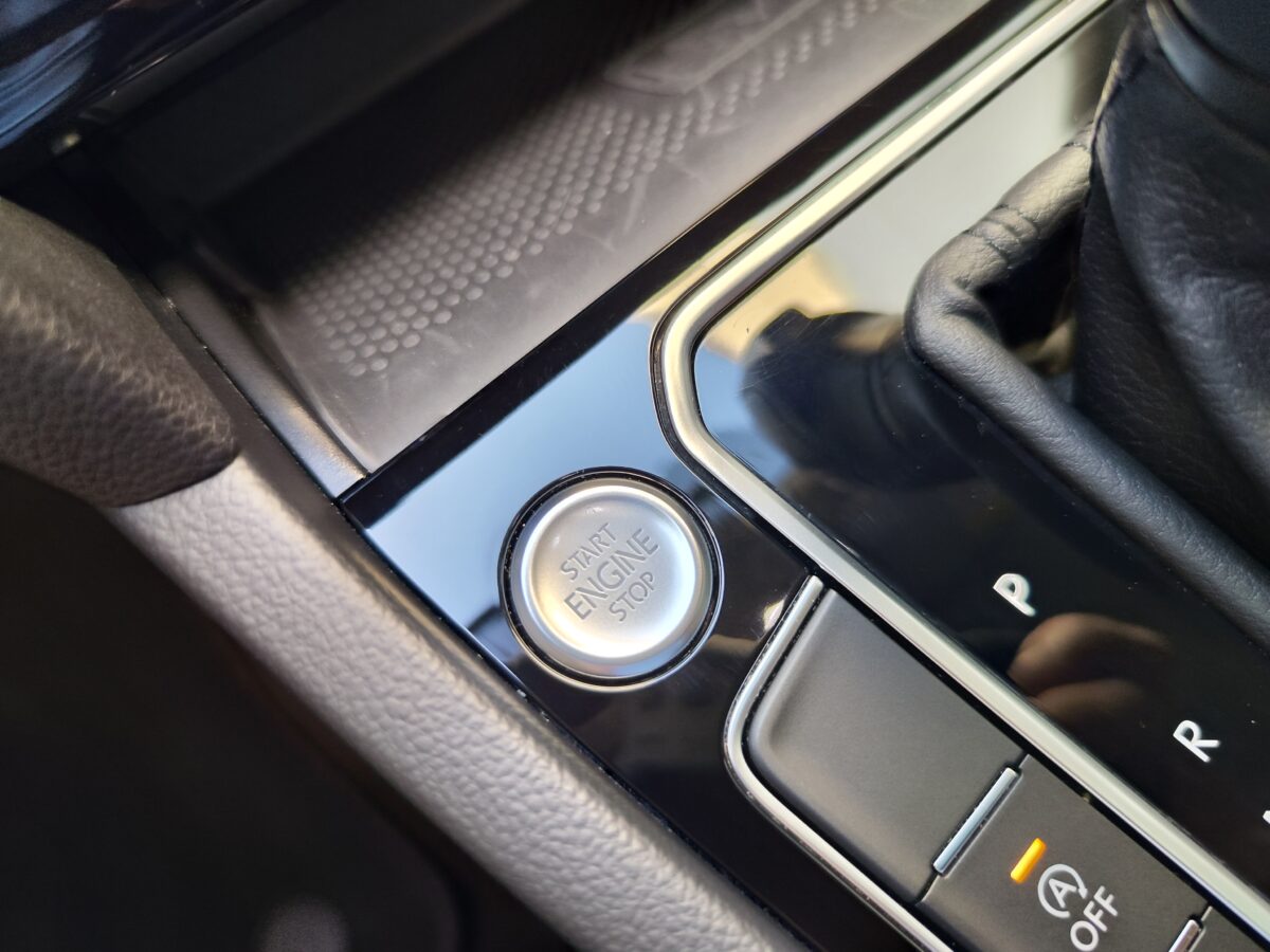 VOLKSWAGEN Passat Variant EXECUTIVE 2.0 TDI 150 CV DSG