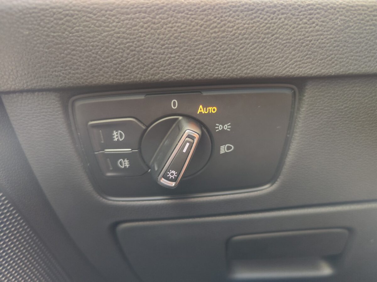 VOLKSWAGEN Passat Variant EXECUTIVE 2.0 TDI 150 CV DSG