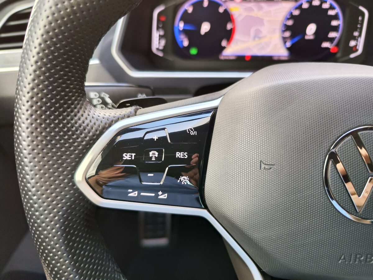 VOLKSWAGEN TIGUAN R-Line 2.0 TDI 150 CV DSG