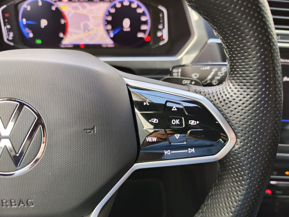 VOLKSWAGEN TIGUAN R-Line 2.0 TDI 150 CV DSG