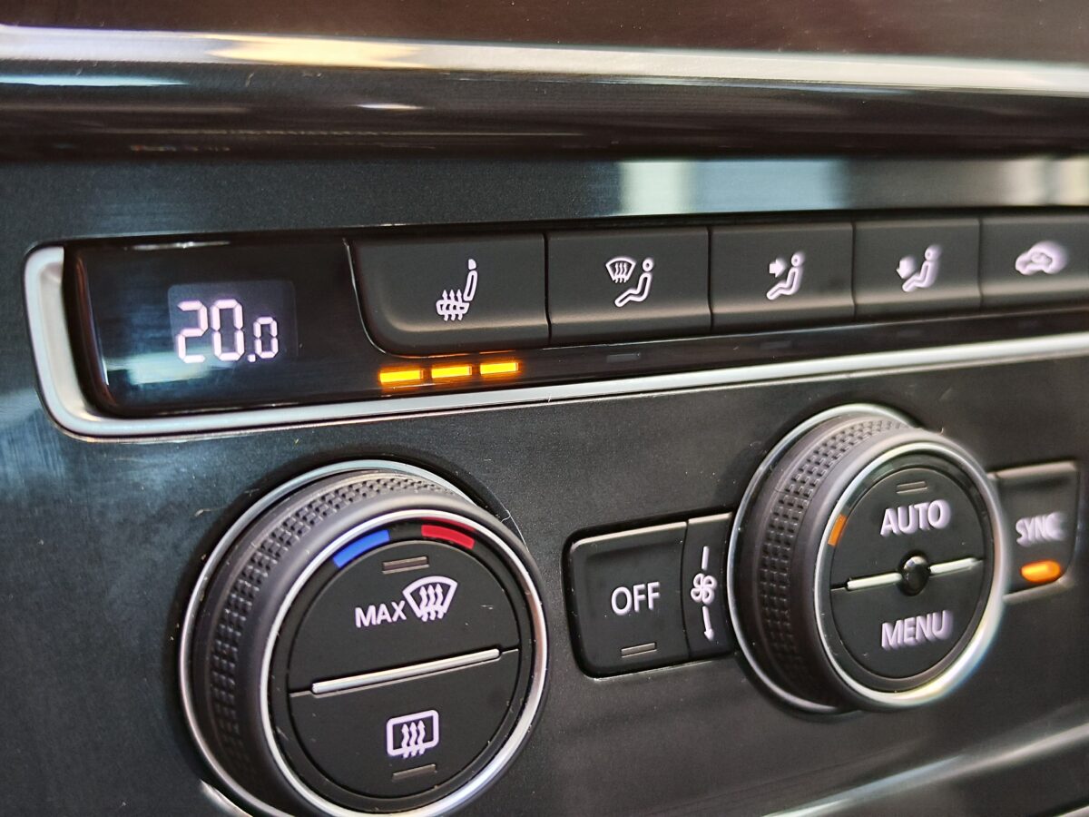 VOLKSWAGEN Golf Variant Advance 2.0 TDI 150 CV DSG