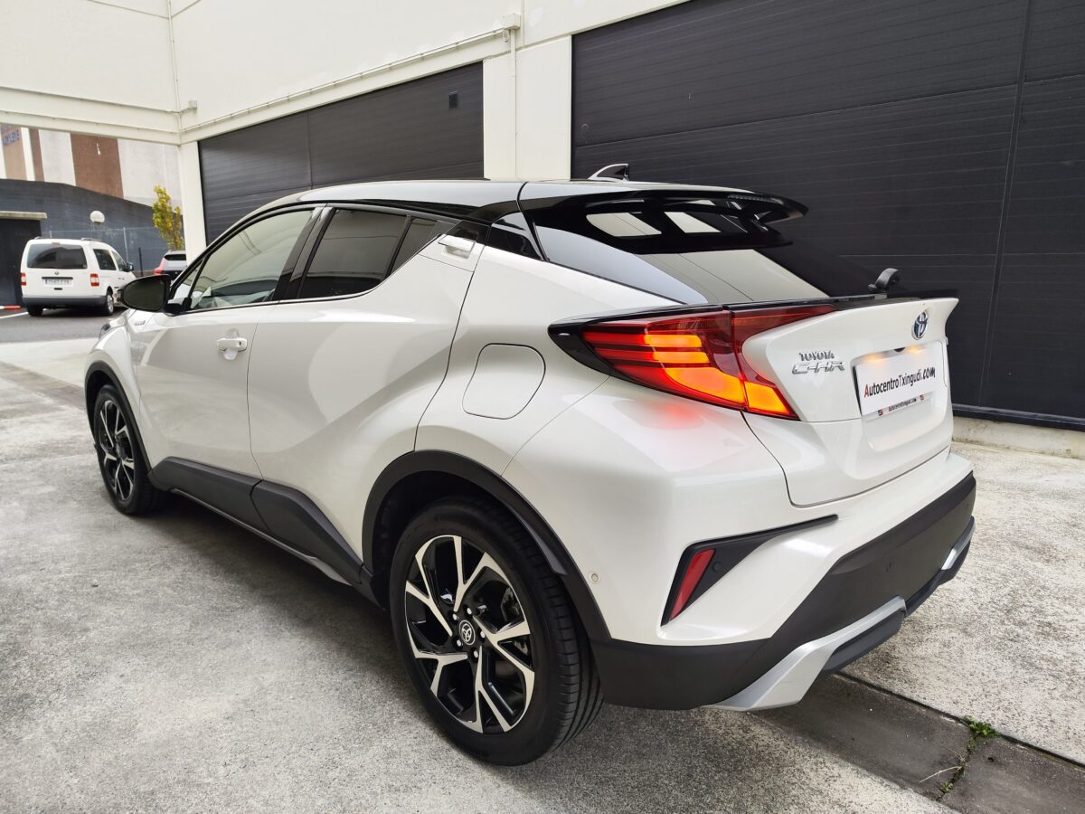 TOYOTA C-HR DYNAMIC 2.0 180H