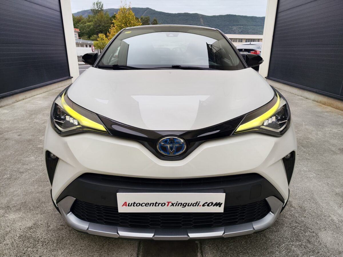 TOYOTA C-HR DYNAMIC 2.0 180H