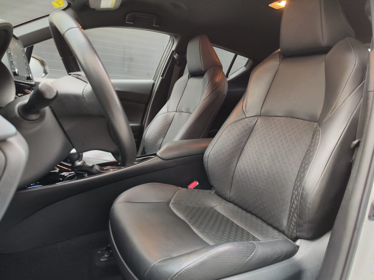 TOYOTA C-HR DYNAMIC 2.0 180H