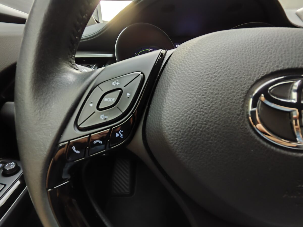 TOYOTA C-HR ADVANCE 2.0 180H