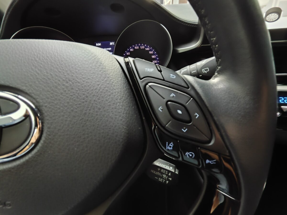 TOYOTA C-HR ADVANCE 2.0 180H