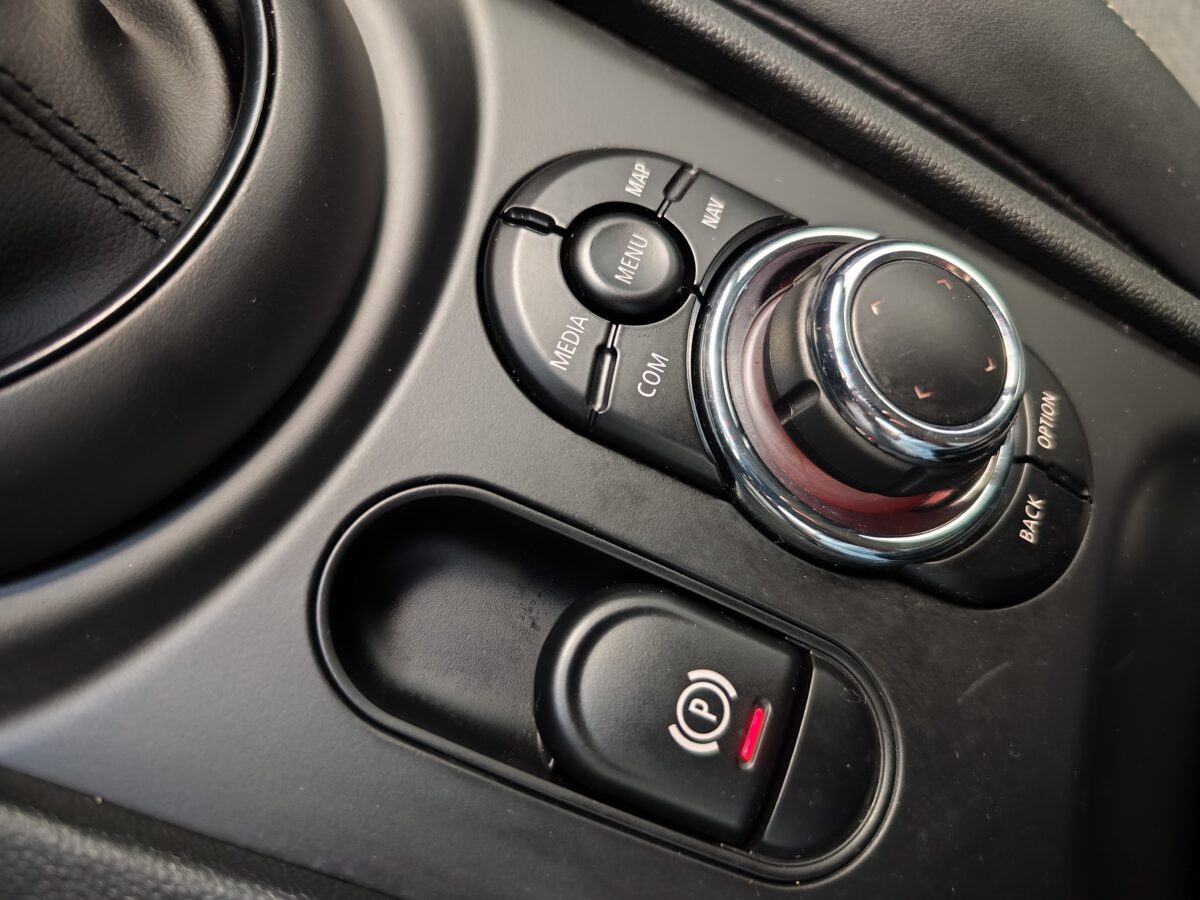 MINI CLUBMAN COOPER AUTOMÁTICO 136 CV