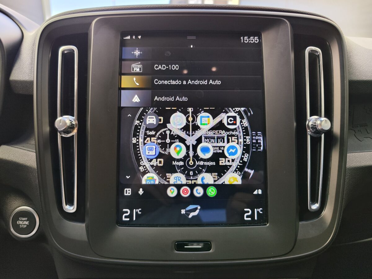 VOLVO XC40 T3 163 CV