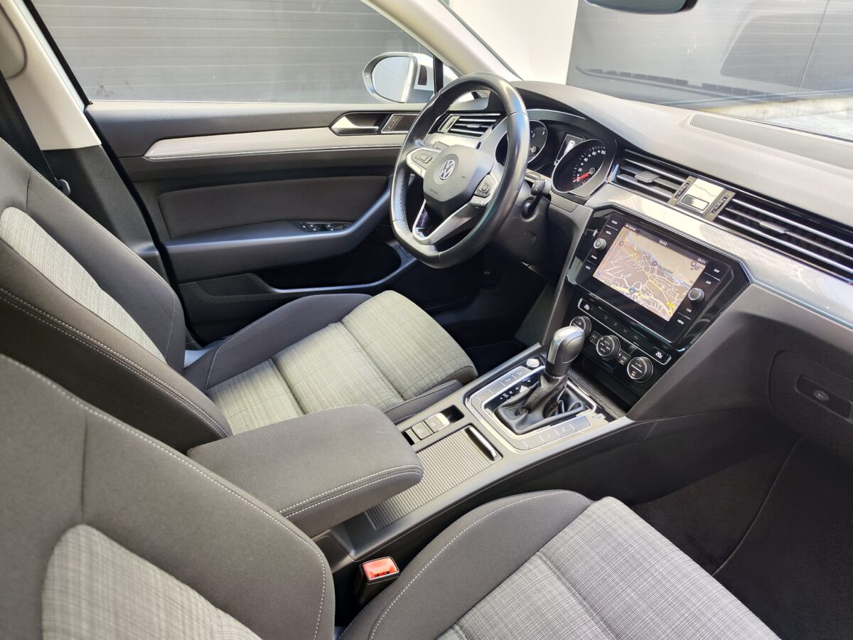 VOLKSWAGEN Passat Variant EXECUTIVE 2.0 TDI 150 CV DSG