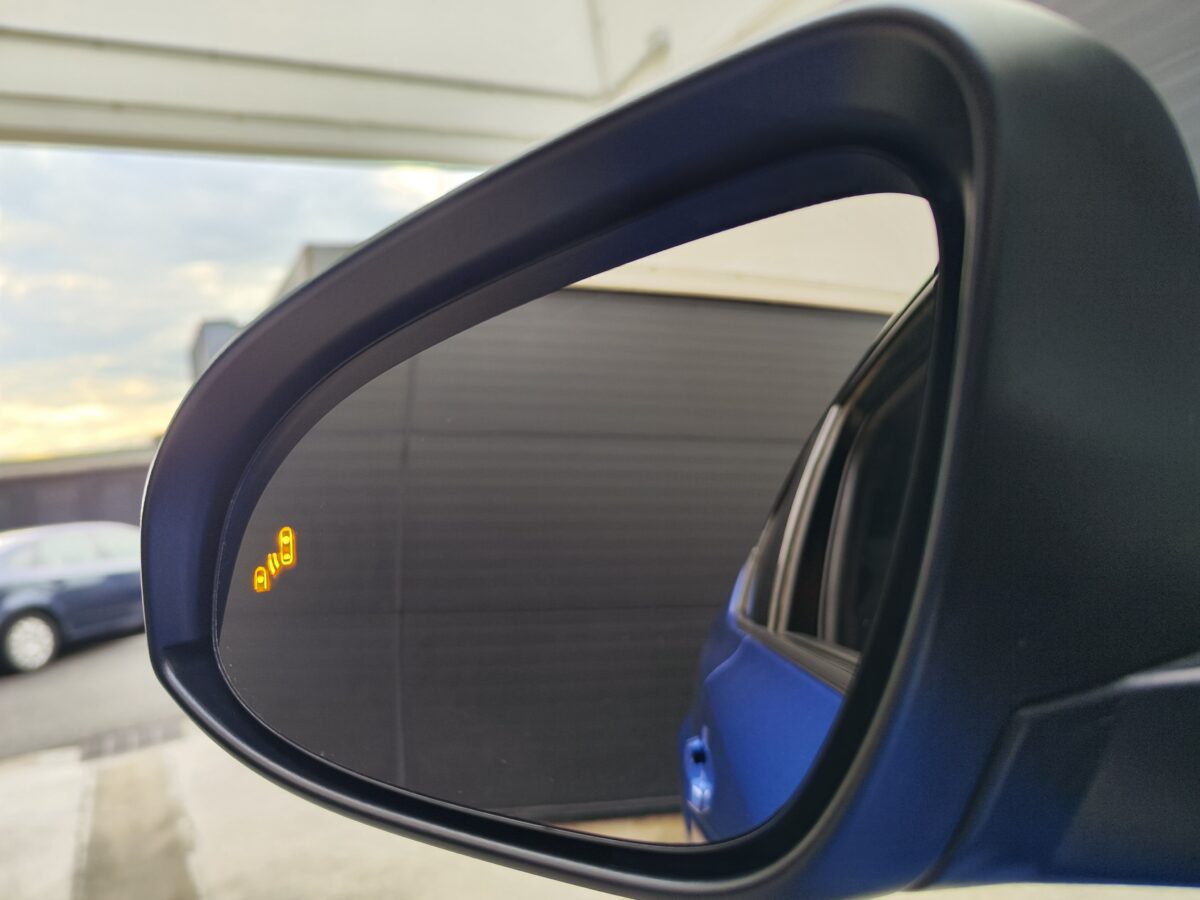 TOYOTA C-HR Advance Luxury 2.0 180H