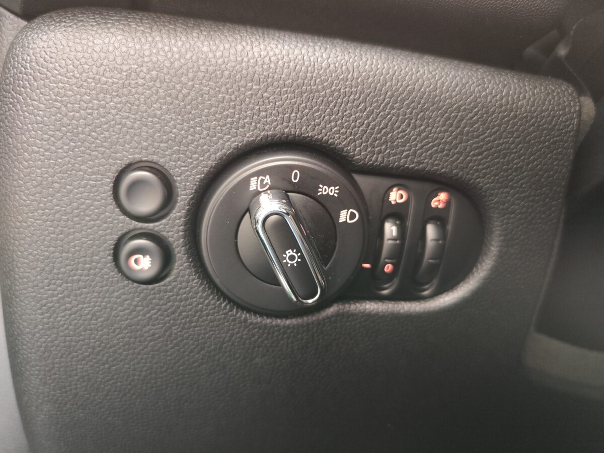 MINI ONE 3 PUERTAS 1.5 i 102 CV