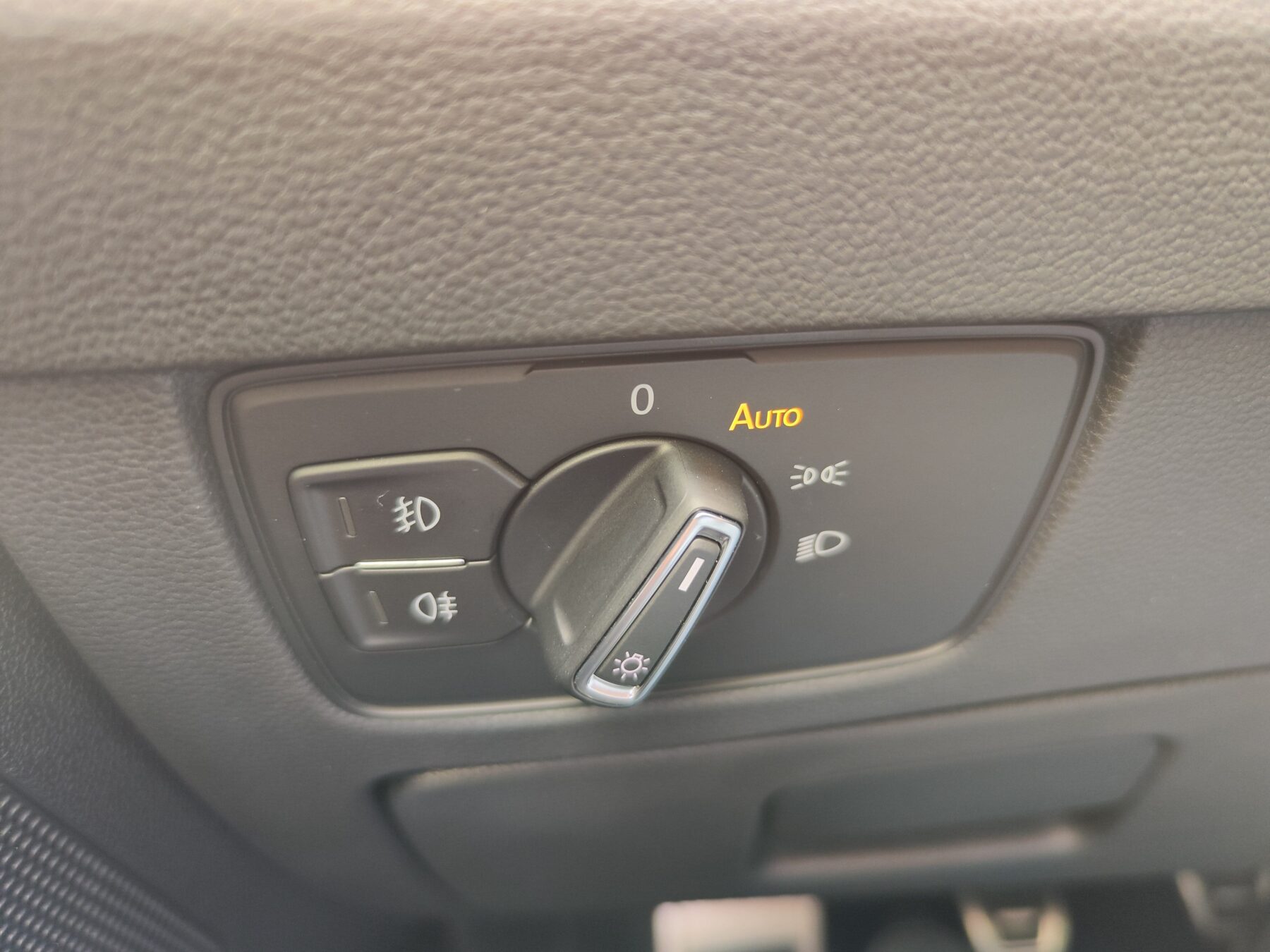 VOLKSWAGEN Passat Variant R-Line 2.0 TDI 150 CV