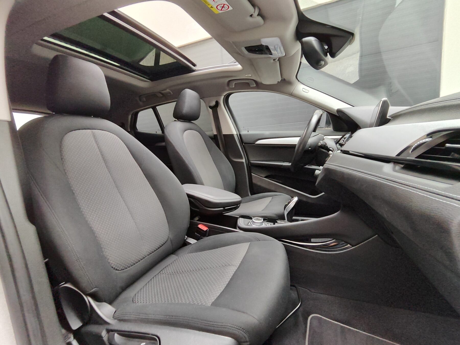 BMW X2 sDrive18 Advantage Auto 140CV