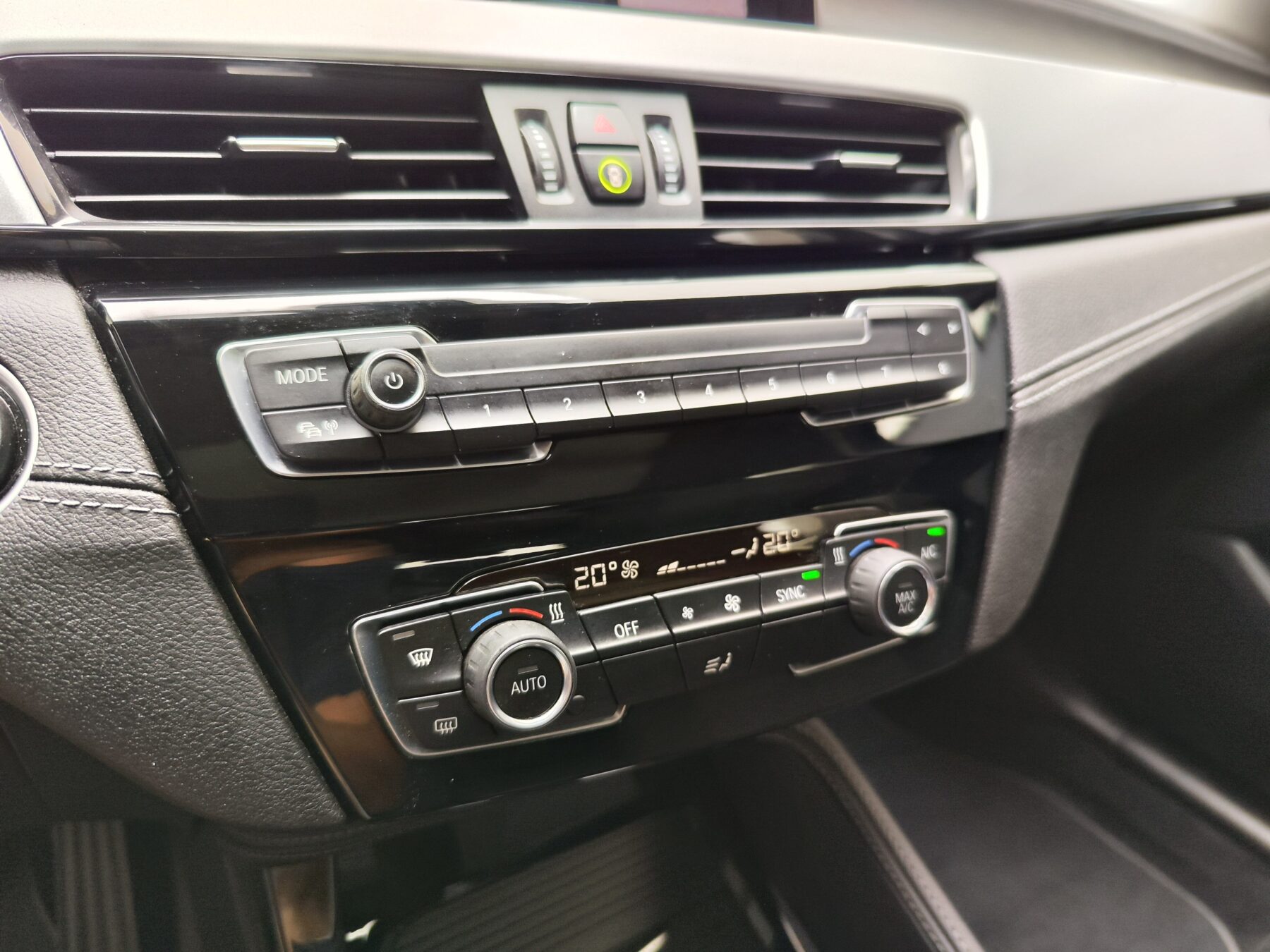 BMW X2 sDrive18 Advantage Auto 140CV