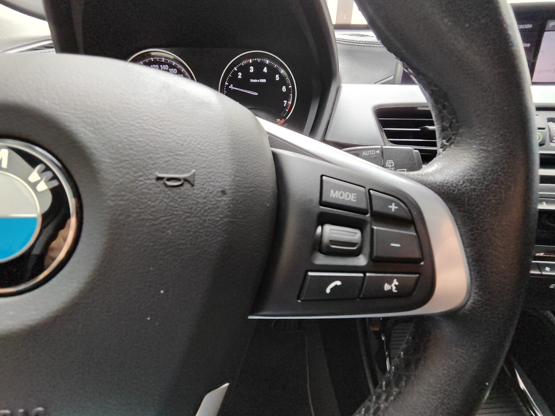 BMW X2 sDrive18 Advantage Auto 140CV