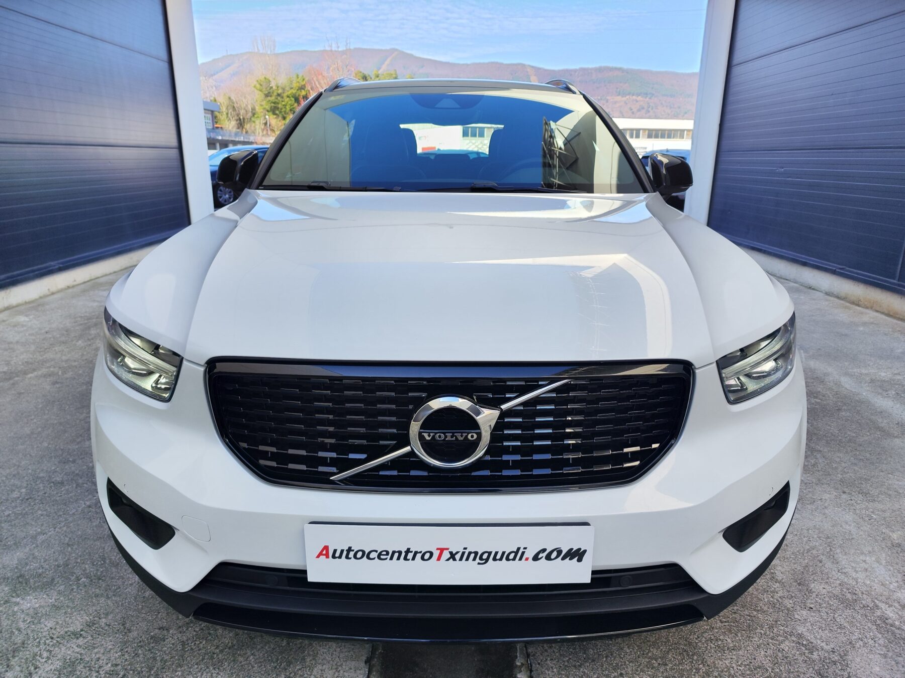 VOLVO XC40 RDESIGN AUTO T3 163 CV