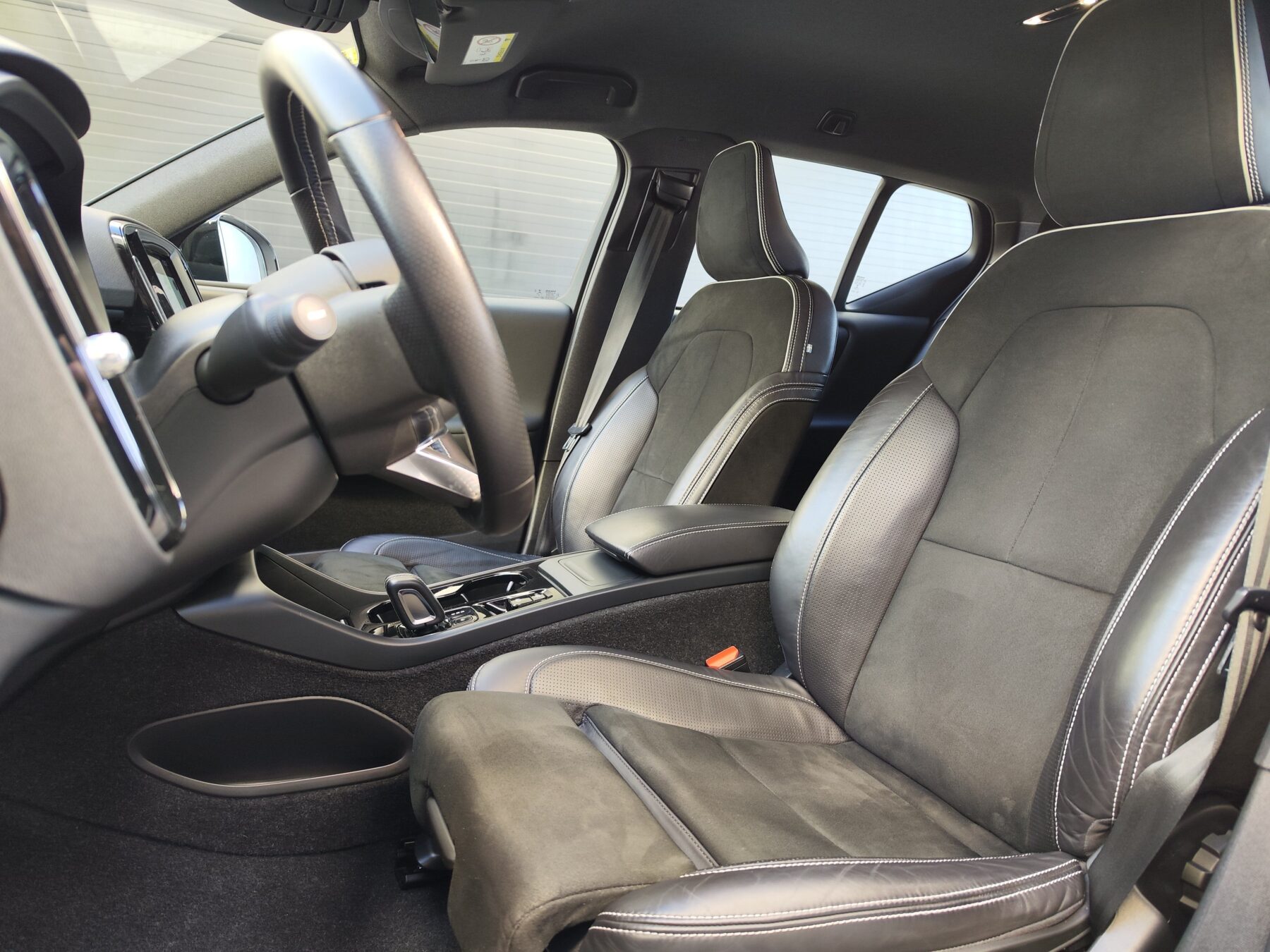 VOLVO XC40 RDESIGN AUTO T3 163 CV