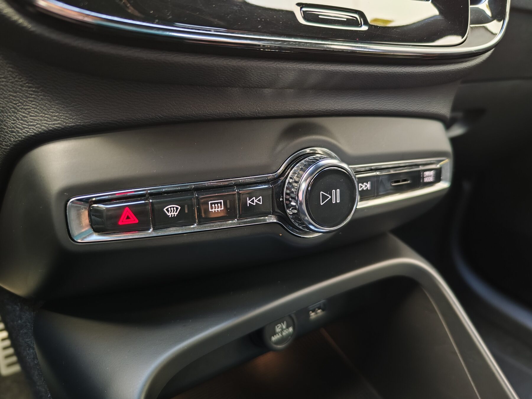 VOLVO XC40 RDESIGN AUTO T3 163 CV