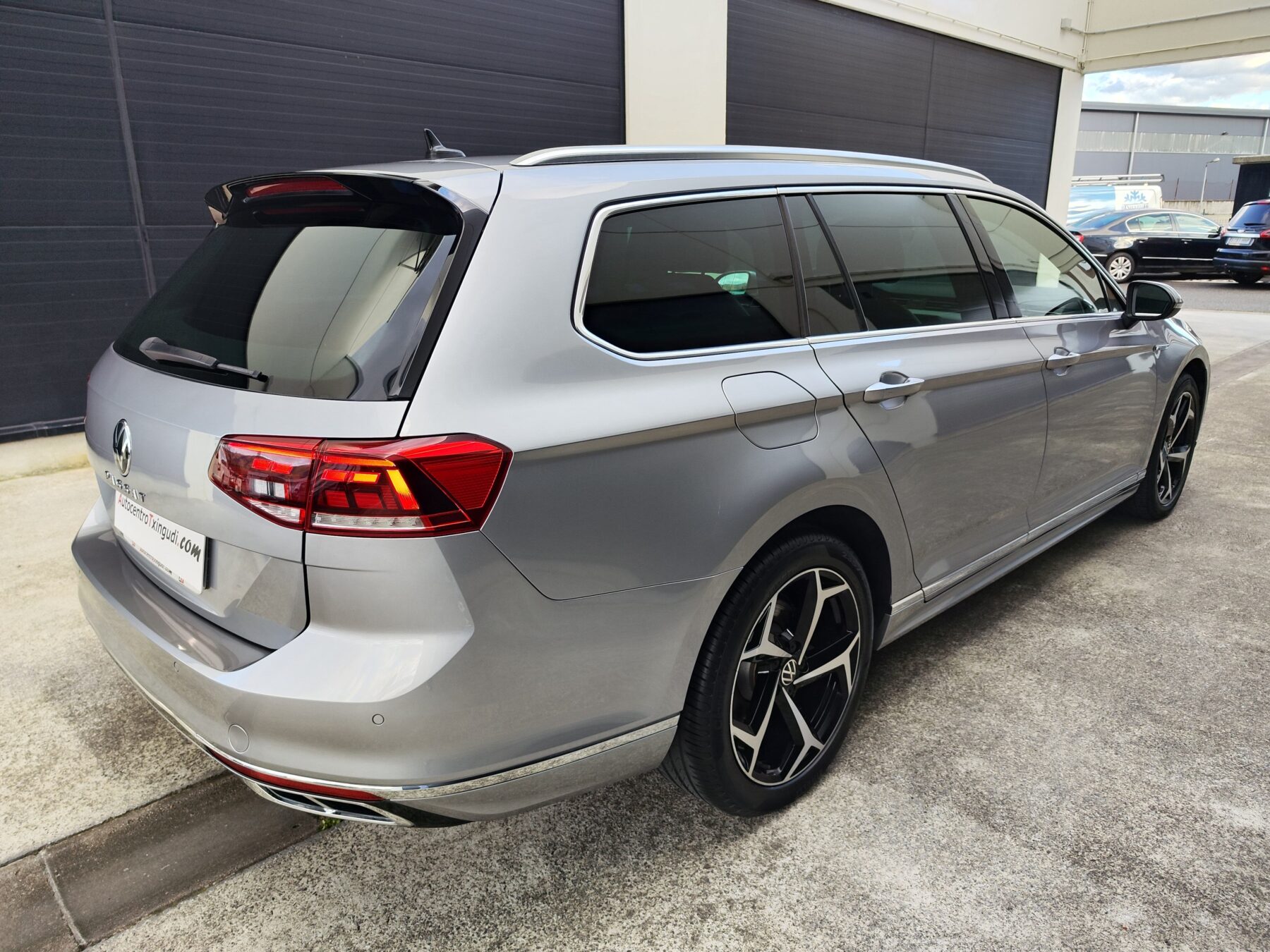 VOLKSWAGEN Passat Variant R-Line 2.0 TDI 150 CV