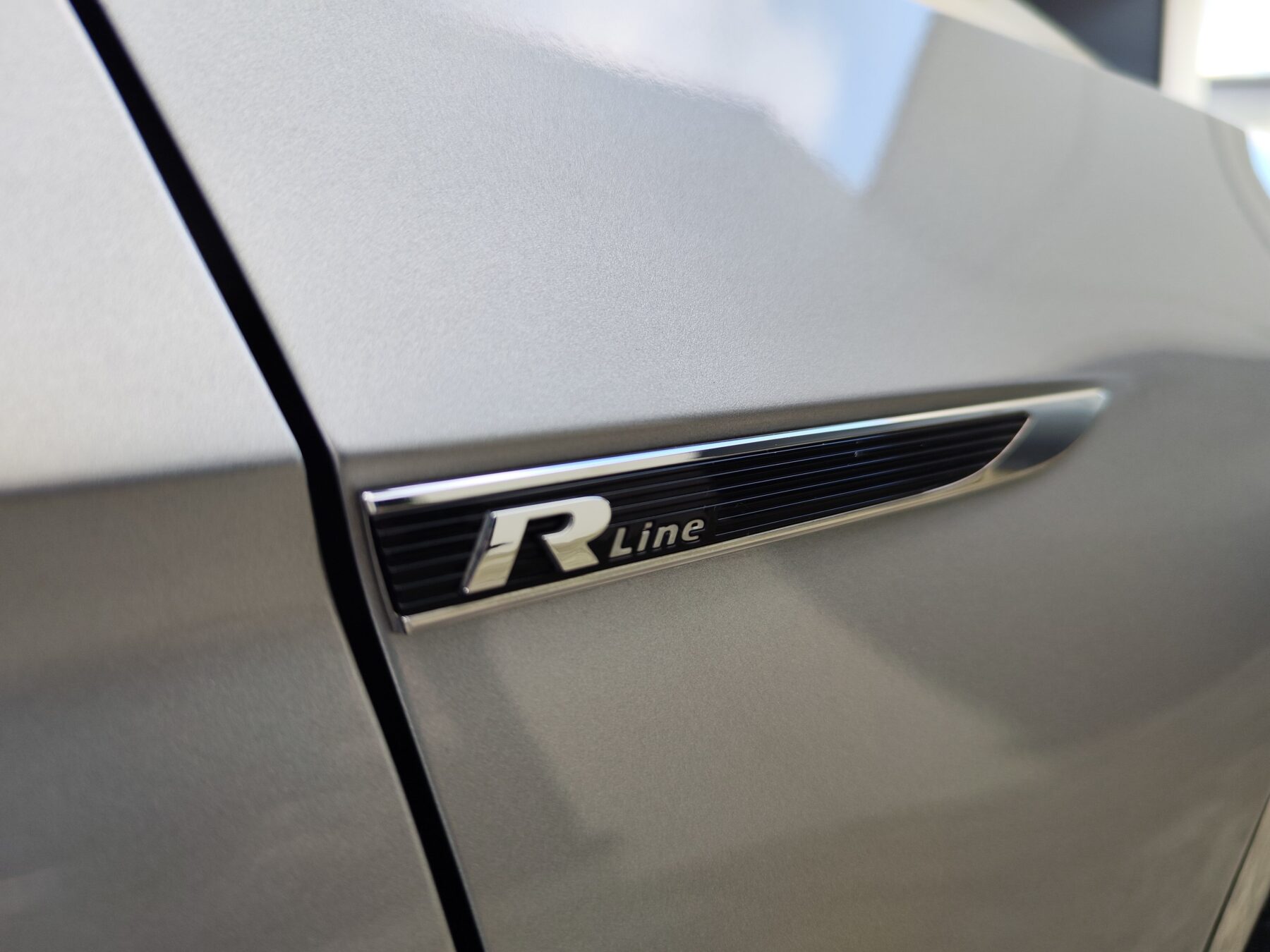 VOLKSWAGEN Passat Variant R-Line 2.0 TDI 150 CV