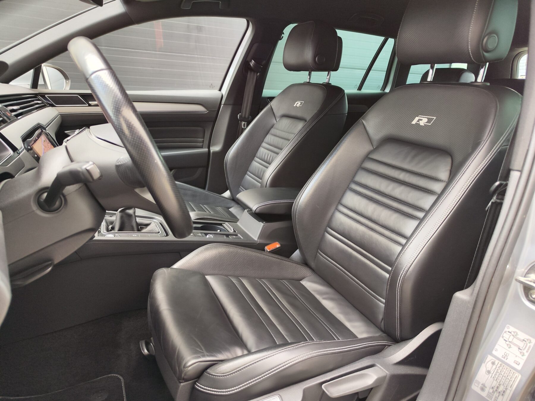 VOLKSWAGEN Passat Variant R-Line 2.0 TDI 150 CV