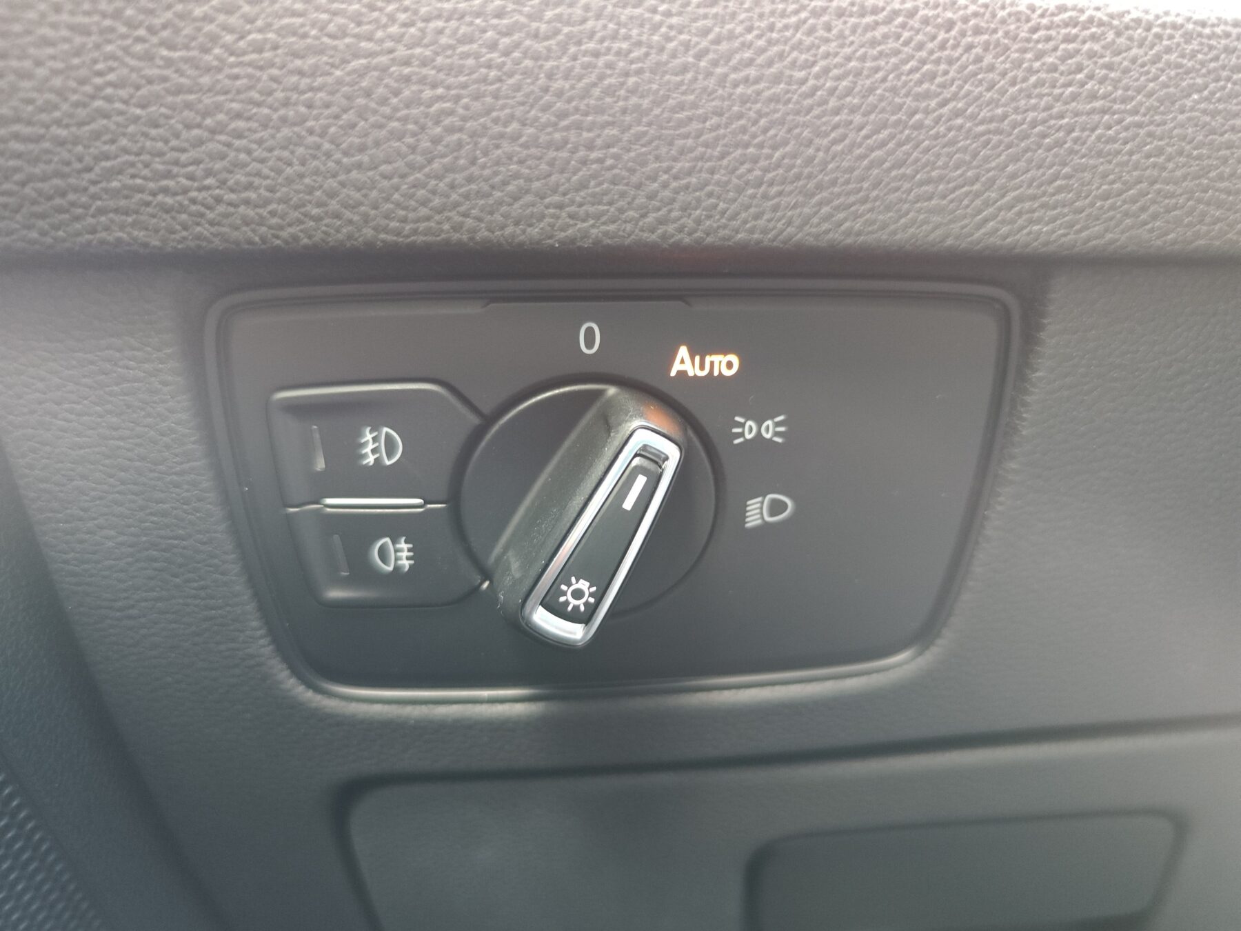 VOLKSWAGEN Passat Variant R-Line 2.0 TDI 150 CV