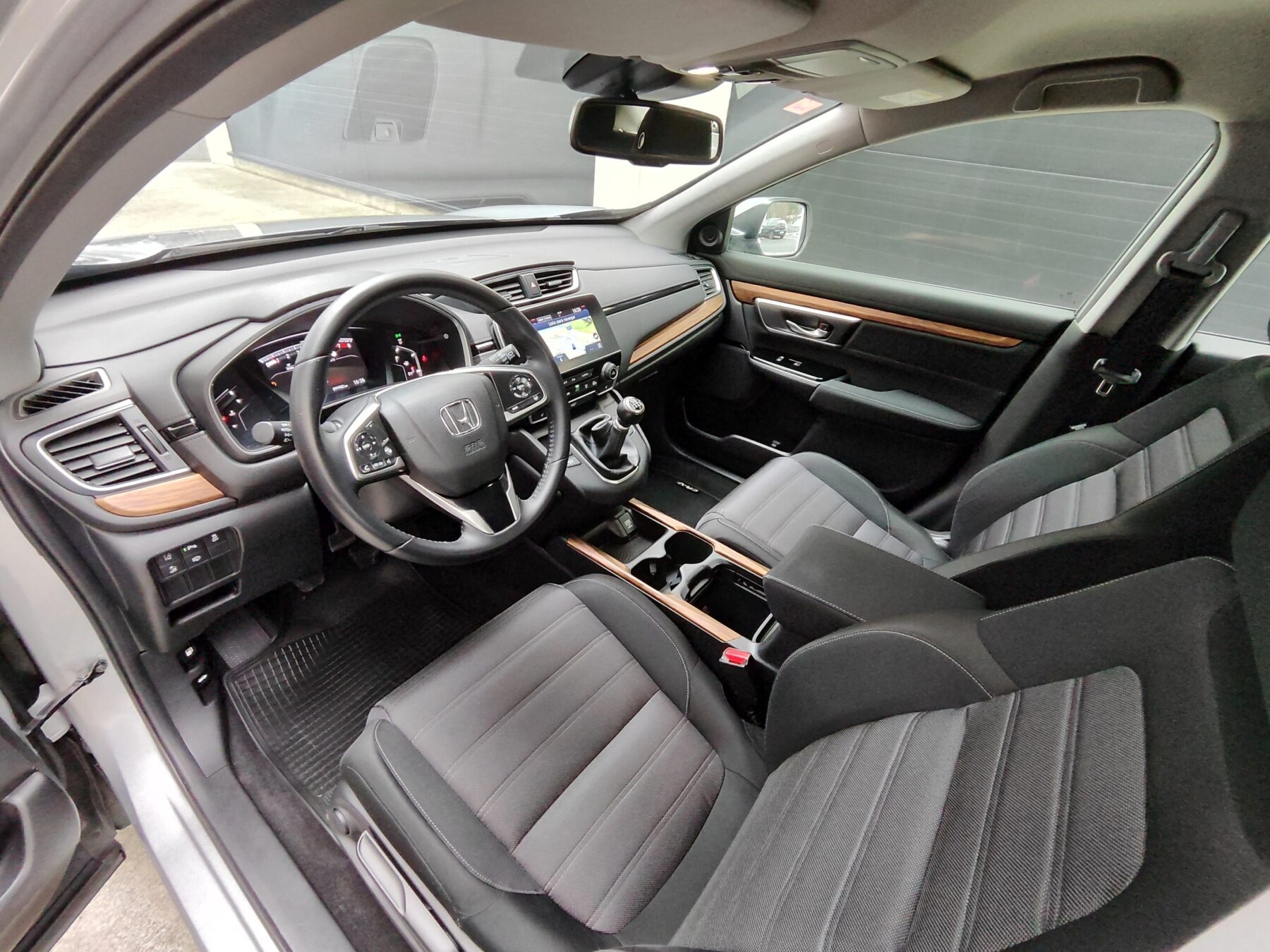 HONDA CR-V 1.5 VTEC TURBO 4x2 ELEGANCE NAVI 173 CV