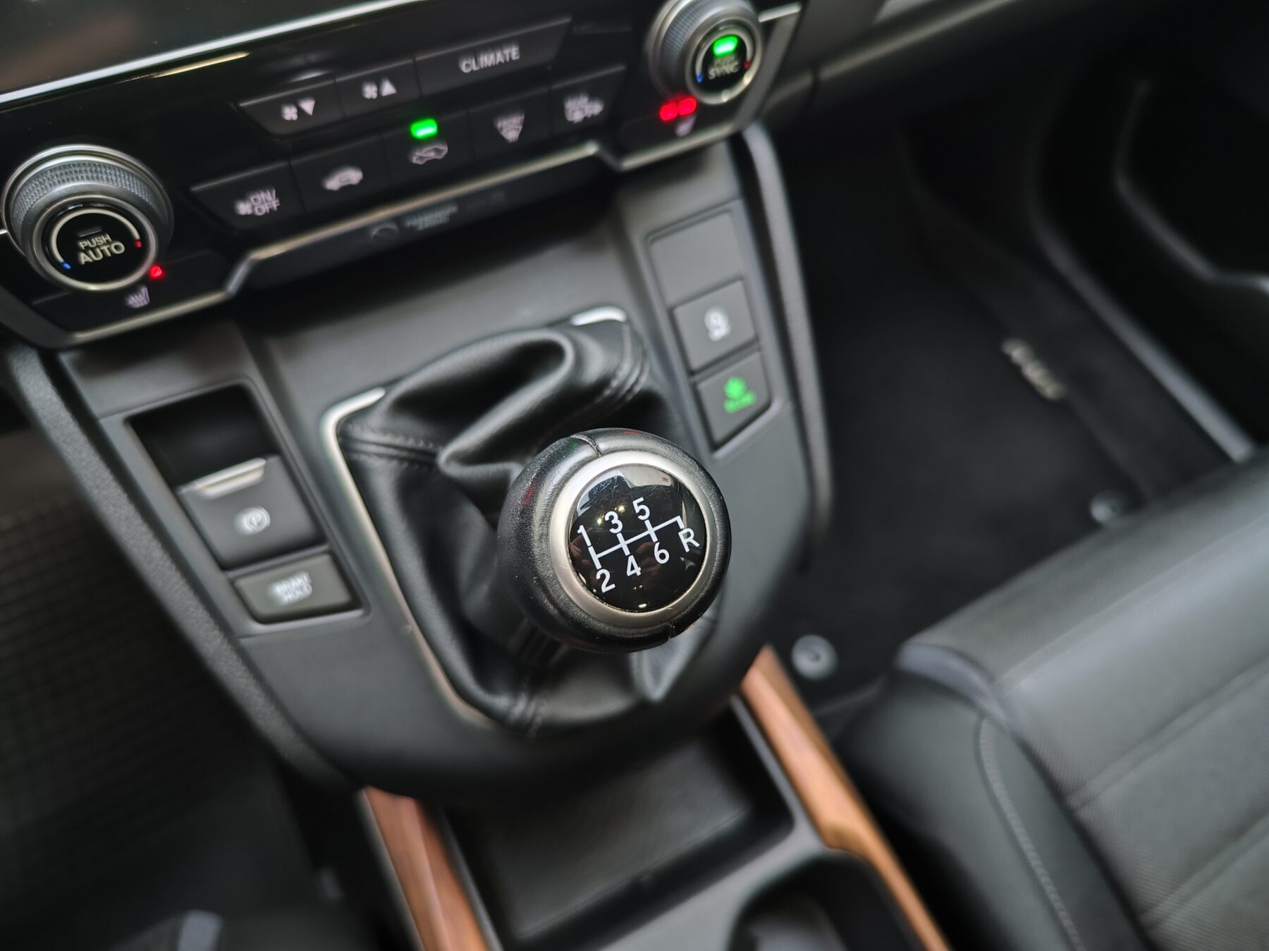 HONDA CR-V 1.5 VTEC TURBO 4x2 ELEGANCE NAVI 173 CV