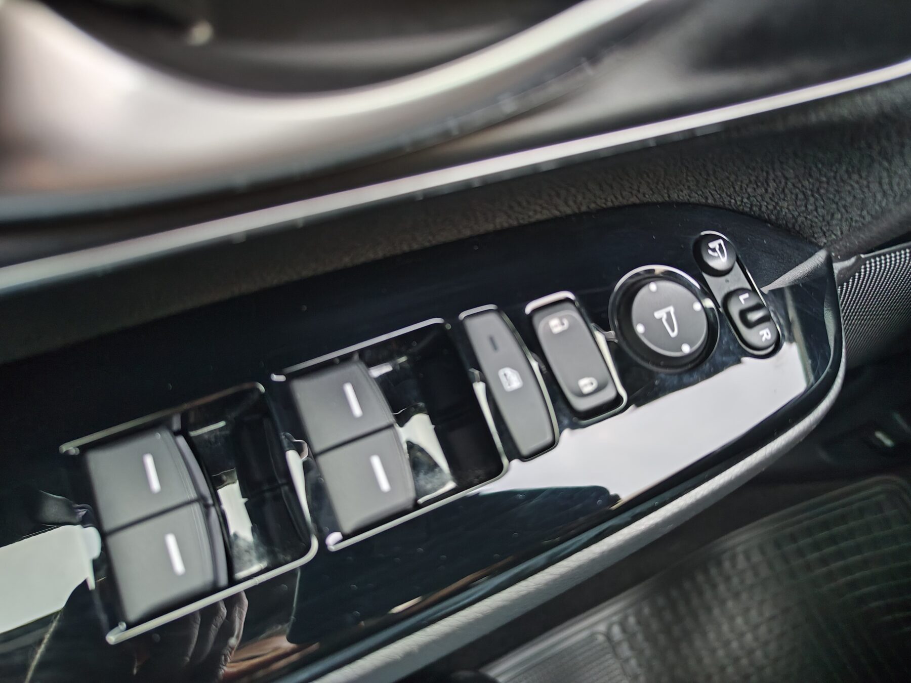 HONDA CR-V 1.5 VTEC TURBO 4x2 ELEGANCE NAVI 173 CV