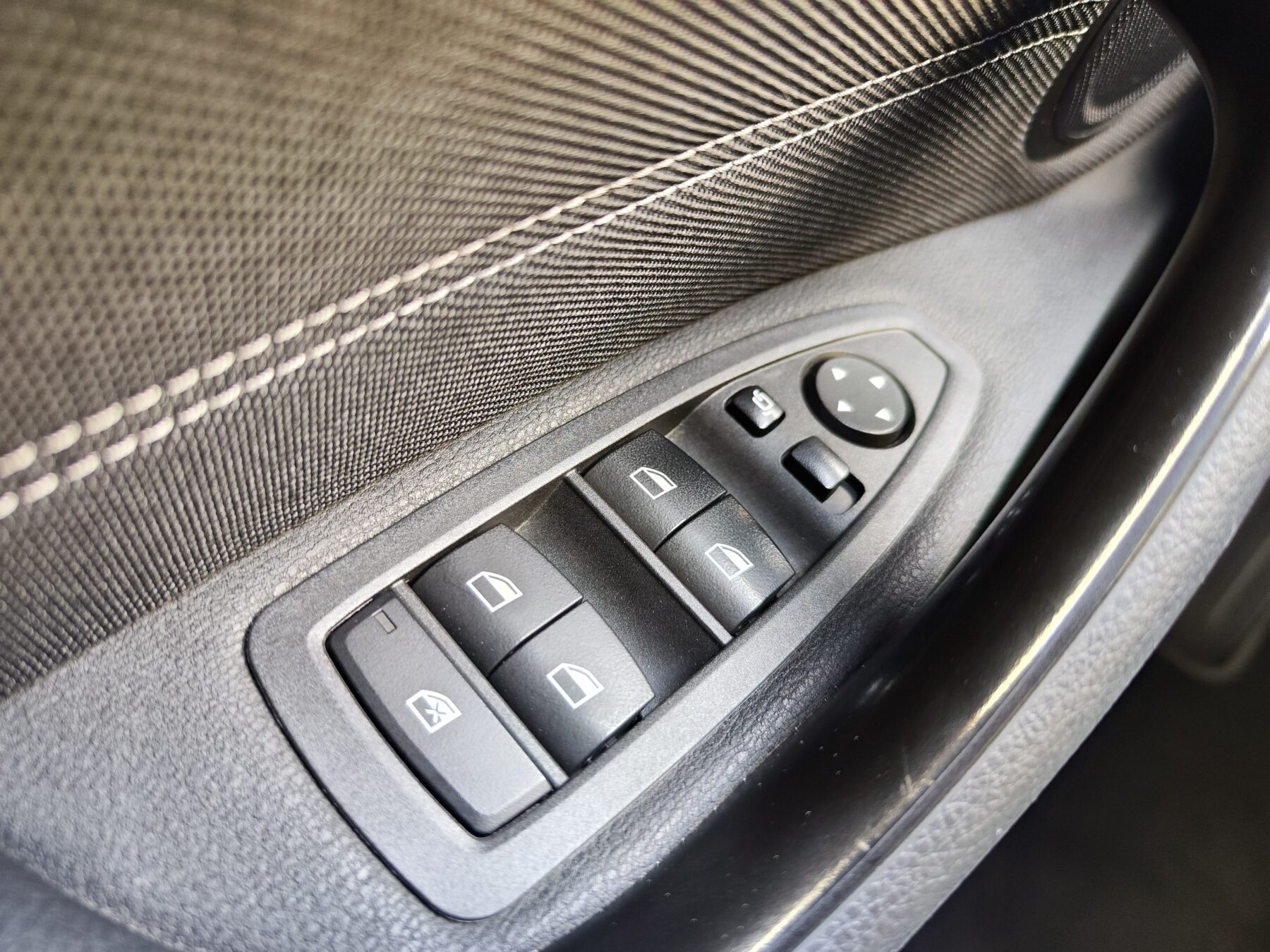 BMW X2 sDrive18 Auto 136 CV