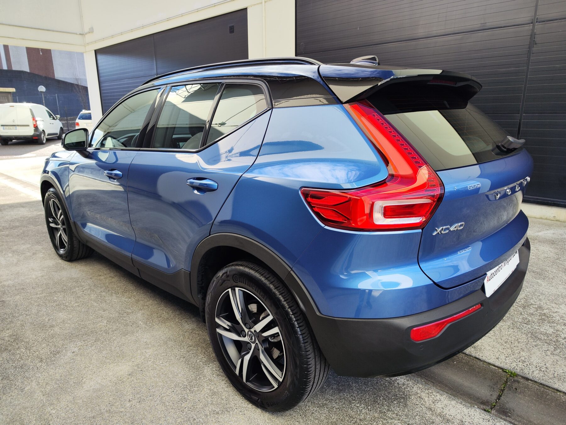 VOLVO XC40 RDESIGN AUTO T3 163 CV